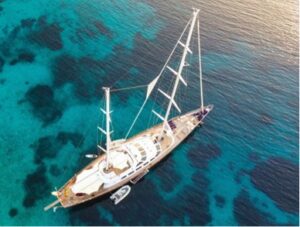 TAMARITA at Anchor