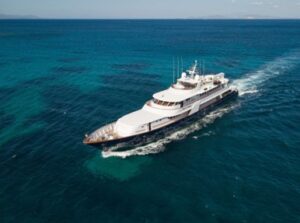 WIND OF FORTUNE Underway